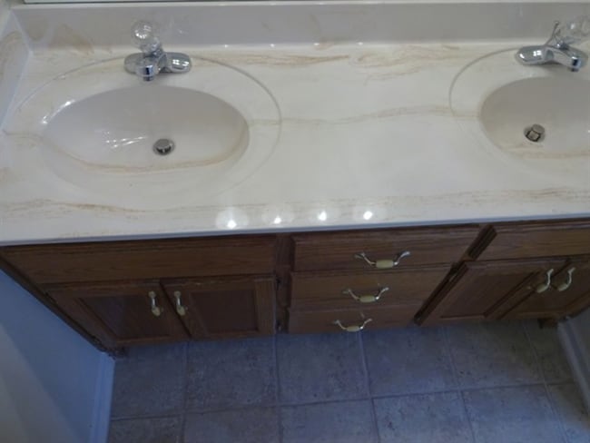 Foto del edificio - 241 Fairbrook Ln