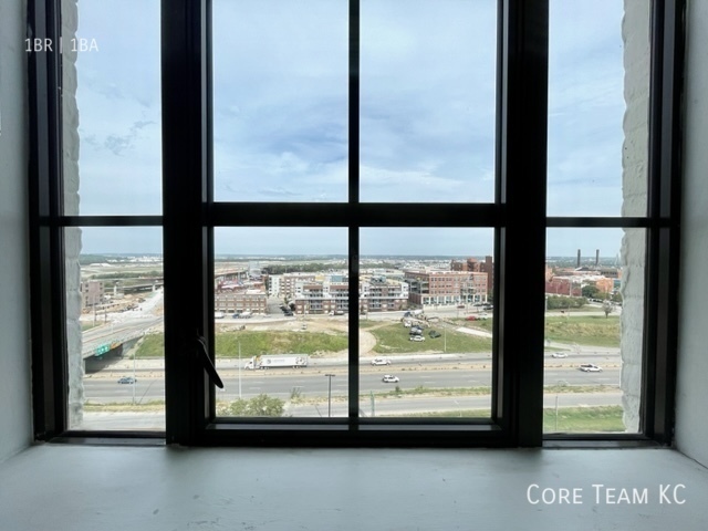 Foto del edificio - Top floor Loft with River View!