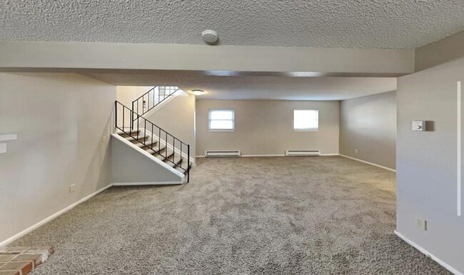 Foto del edificio - 853 Hedgepath Terrace