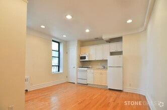 Building Photo - 515 W 122nd St