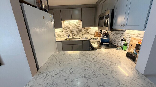 Foto del edificio - 170 Gore St