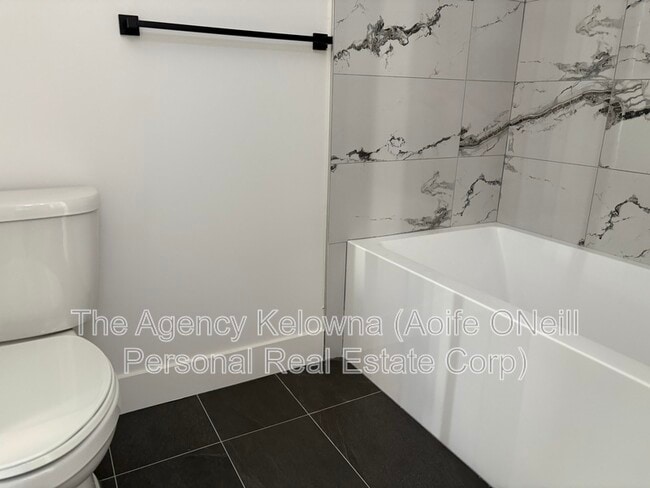 Building Photo - 1980 Upper Sundance Dr