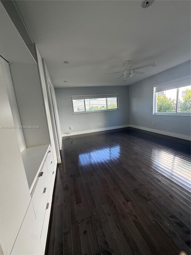 Building Photo - 1975 Sans Souci Blvd