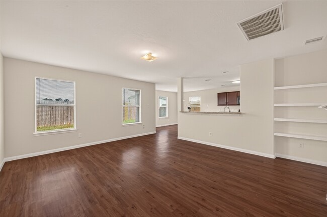 Building Photo - 726 Horseshoe Springs Ln