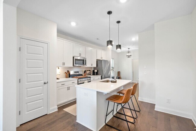 Foto del edificio - 967 Nance Ln