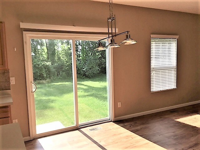 Building Photo - 123 Springer Woods Boulevard