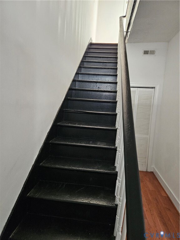 Foto del edificio - 814 W High St