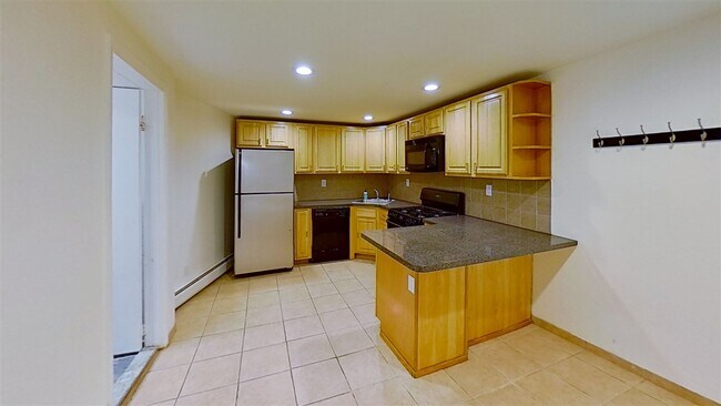 Foto del edificio - 427 Gregory Ave