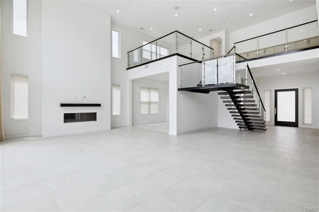 Foto principal - 11854 Hillsborough Ln