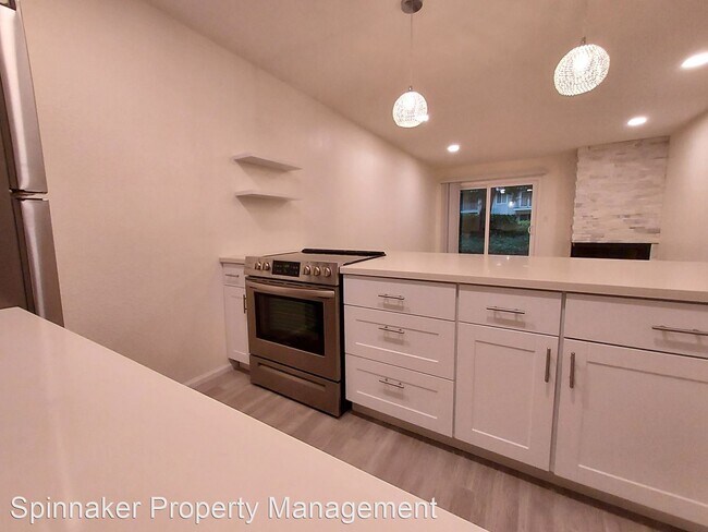 Foto del edificio - 2 br, 1 bath House - 33021 18th Place E-105
