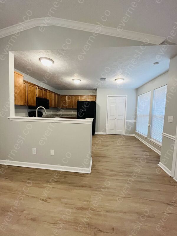 Building Photo - 409 Black Mountain Dr