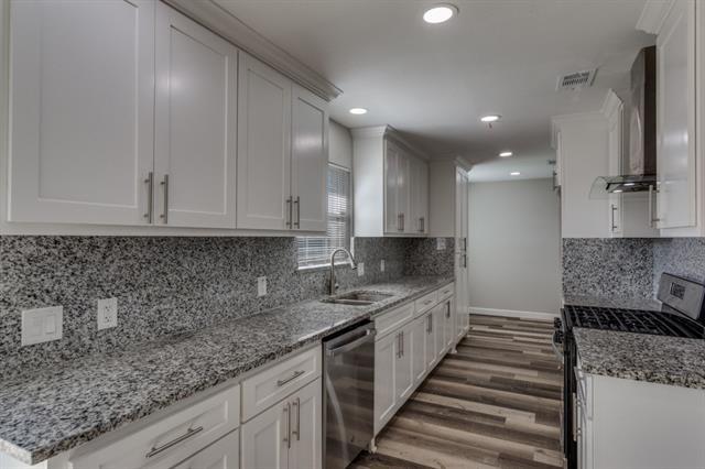 Foto del edificio - 809 Michelle Dr