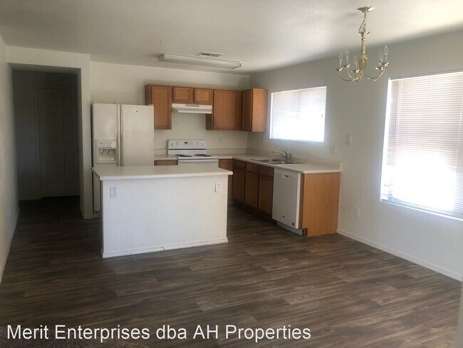 Foto del edificio - 3 br, 2.5 bath House - 1177 S FARGO CT