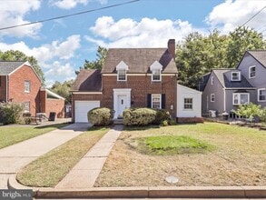 Building Photo - 1839 N Powhatan St