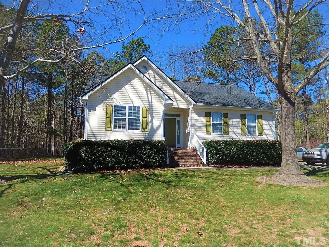 15 Vauxhall Ct, Youngsville, NC 27596 House for Rent in Youngsville, NC