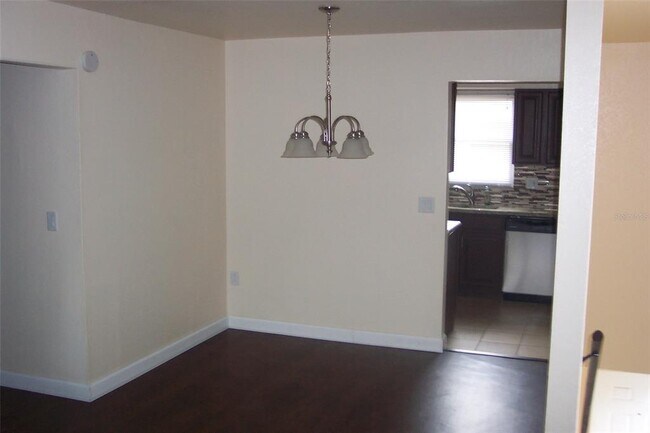Foto del edificio - 2101 S Mills Ave