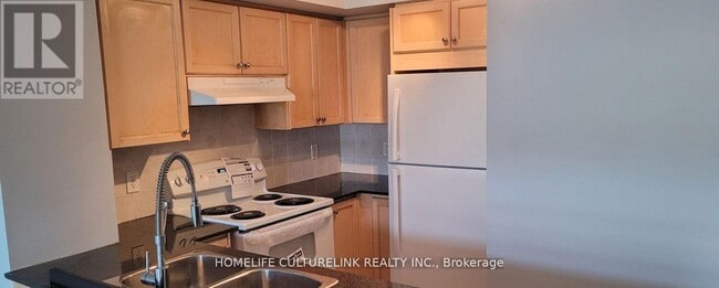 Building Photo - 18 Kenaston Gardens