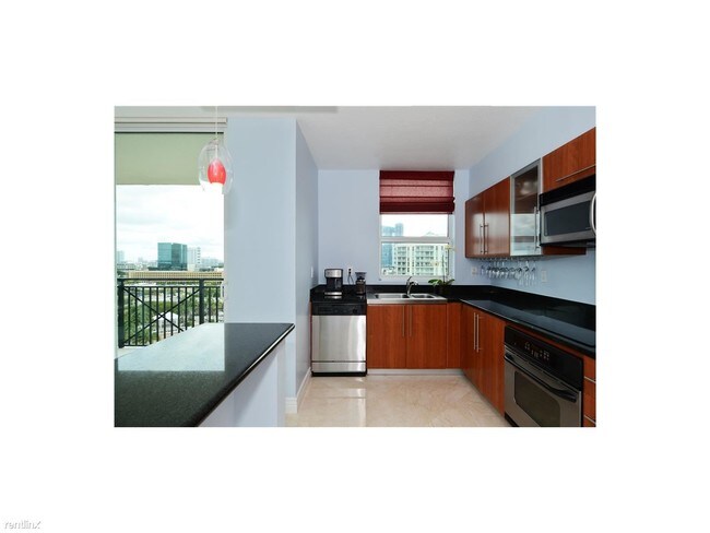 Building Photo - 610 W Las Olas Blvd