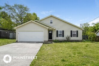 Building Photo - 423 Lake Forest Dr