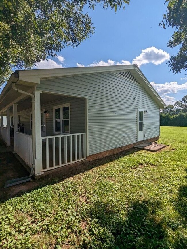 Building Photo - 2BD/1BA Duplex at Ponderosa Village