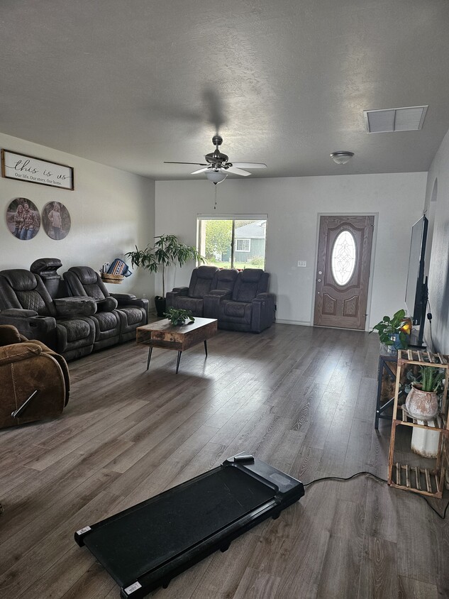 Building Photo - 1309 Gold Creek Dr
