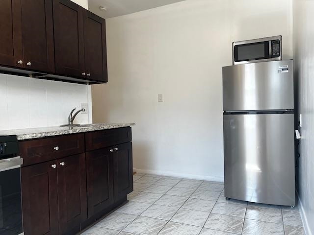 Foto del edificio - 31 75th St