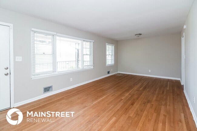 Building Photo - 6120 Longino Dr