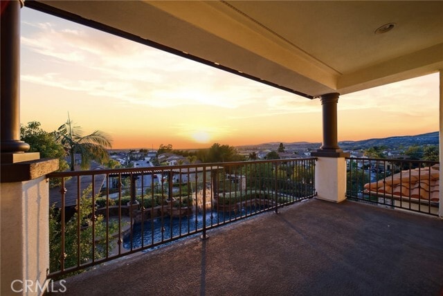 Building Photo - 17100 Santa Cruz Ct