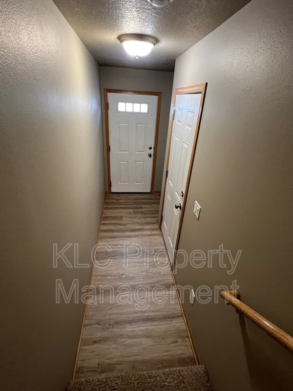 Foto del edificio - 1104 Flagstone Ln