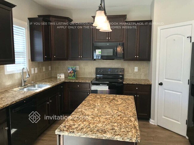 Building Photo - 540 McCarthy Dr