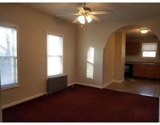 Foto del edificio - 33 Treble Cove Rd