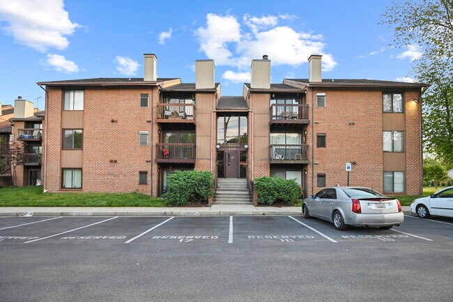 Foto del edificio - 108 Mountain Rd