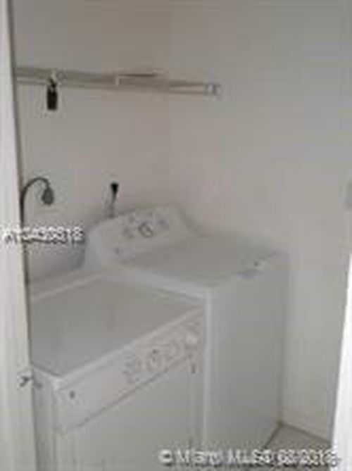 Foto del edificio - 7991 W 29th Ln