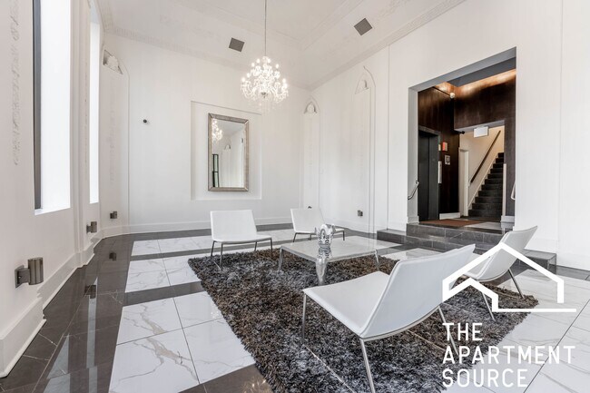 Foto del edificio - 925 W Carmen Ave