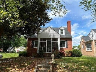 Building Photo - 2812 Groveland Ave
