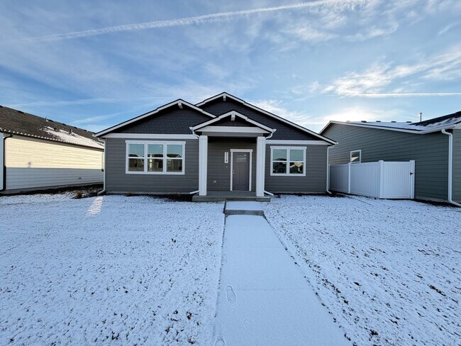 Foto del edificio - Brand New Post Falls Home!!