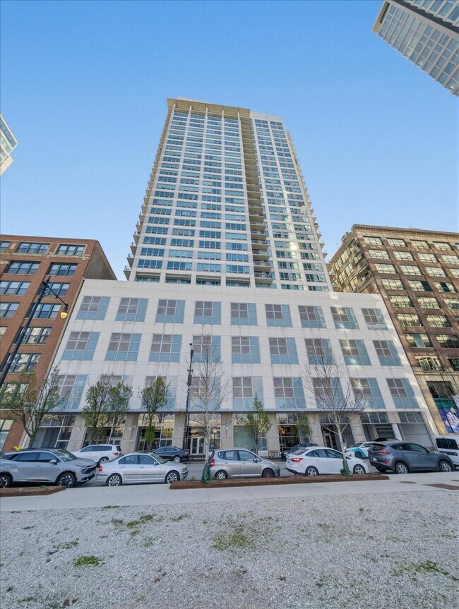Foto del edificio - 701 S Wells St