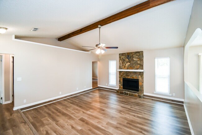 Foto del edificio - 7619 Jeremy David Ln
