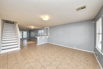 Building Photo - 2038 Eddlewood Ct