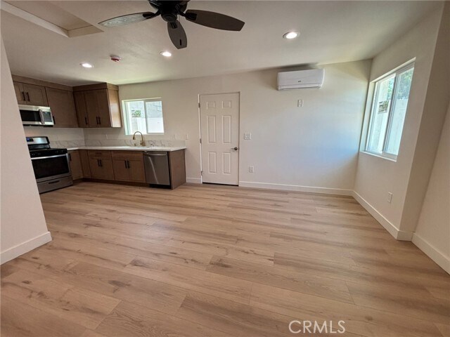 Foto del edificio - 2059 Marlborough Ave