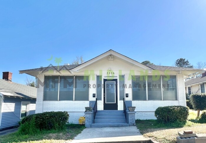 Primary Photo - NEAR CAMPUS! NEWLY RENOVATED!