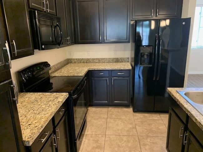 Foto del edificio - Condo in walking distance to downtown Chandler