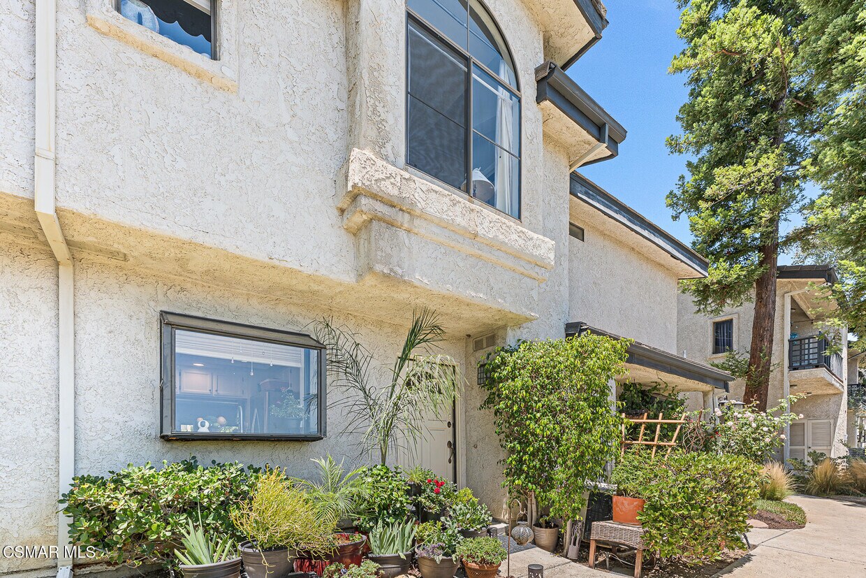 Primary Photo - 5720 Skyview Way