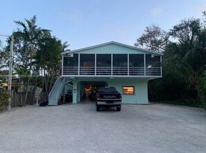 Building Photo - 63 Bass Ave