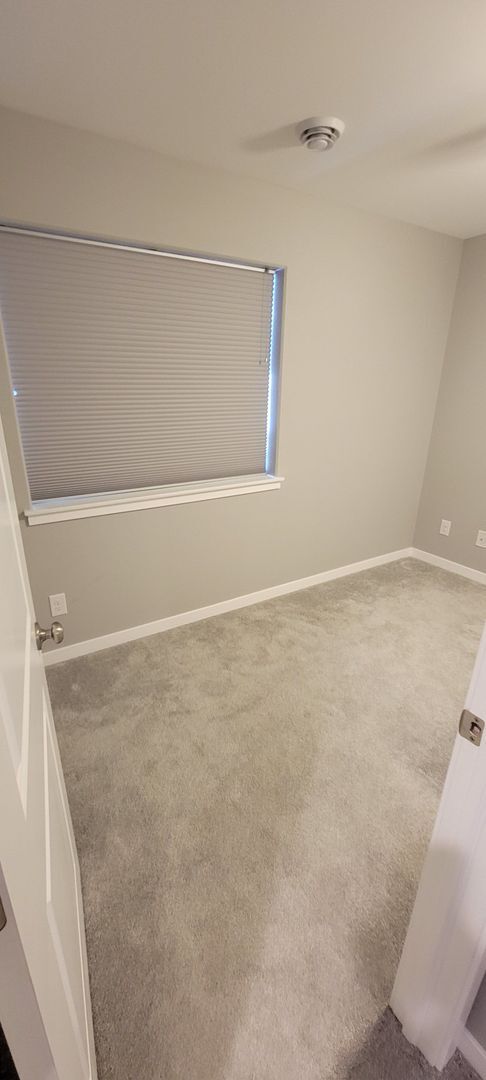 Building Photo - 2 bed/2.5 bath condo for rent