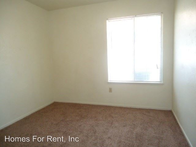 Building Photo - 331 Eastridge Cir