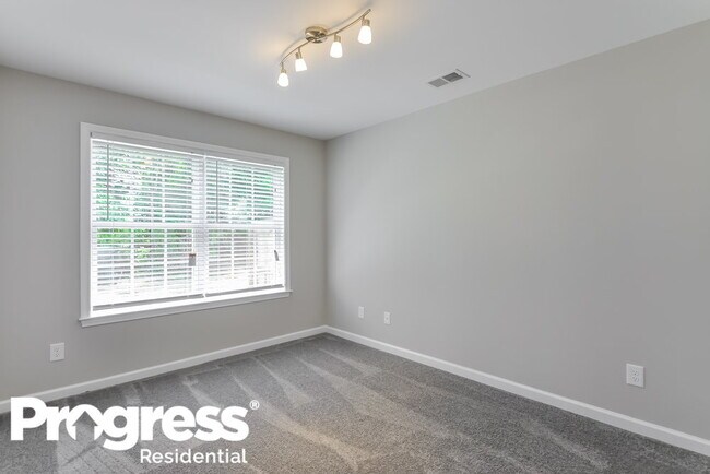 Building Photo - 5816 Ricker Rd