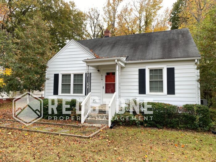 2 Bedroom, 1 Bath House House Rental in Elon, NC