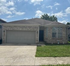 Building Photo - 3845 Pinecrest Way