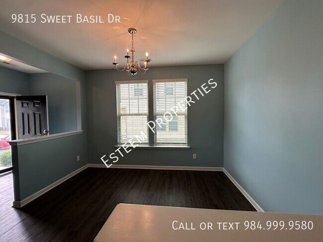 Building Photo - 9815 Sweet Basil Dr